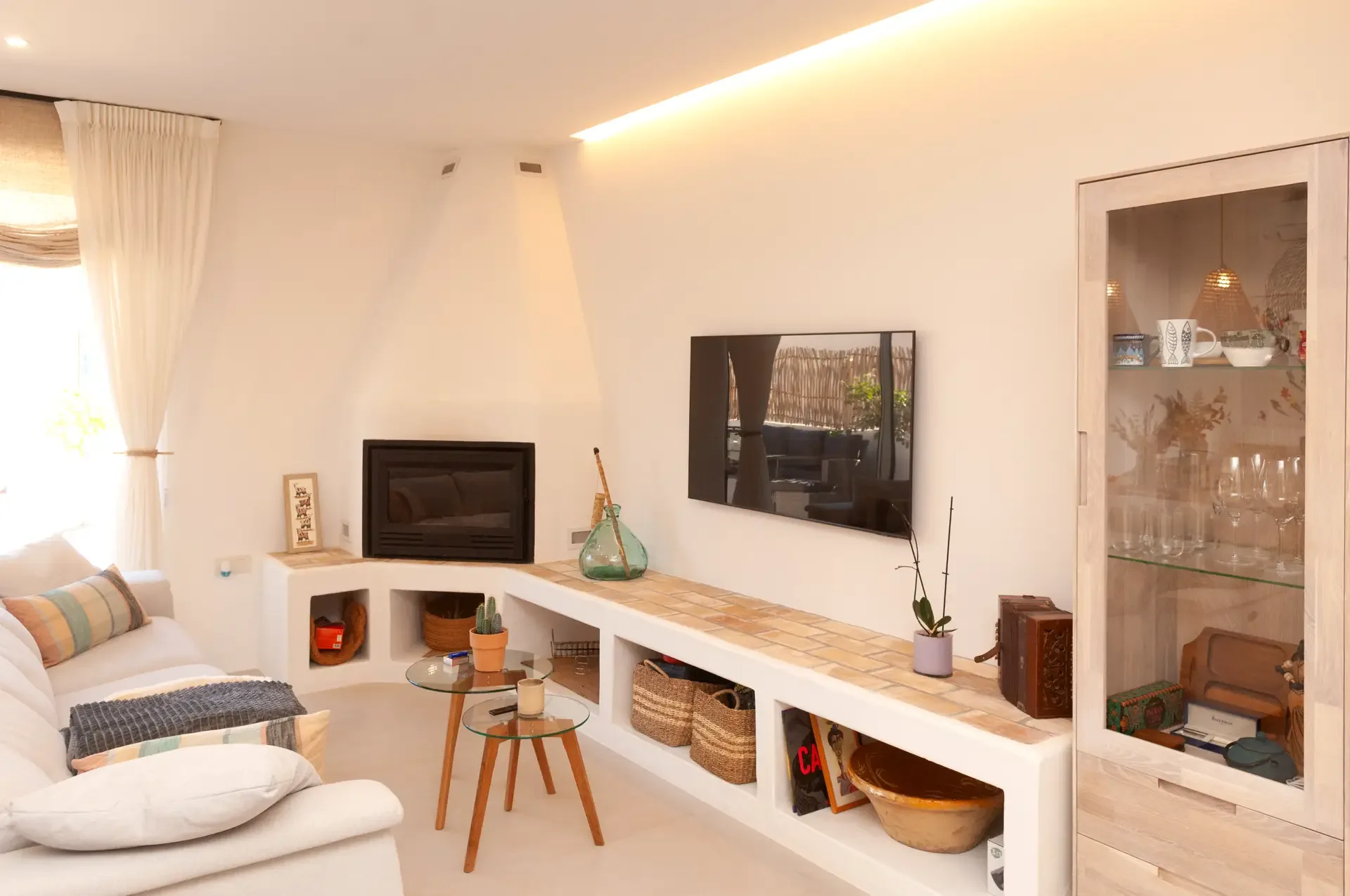 Casa de Pueblo, Buenaventura 38 · 3